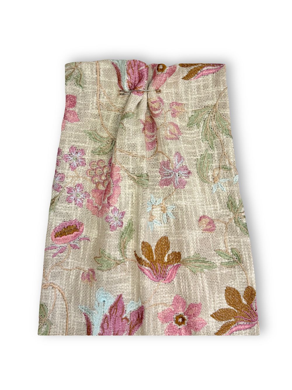GARDEN Blossom — домотканый хлопок с цветочной вышивкой